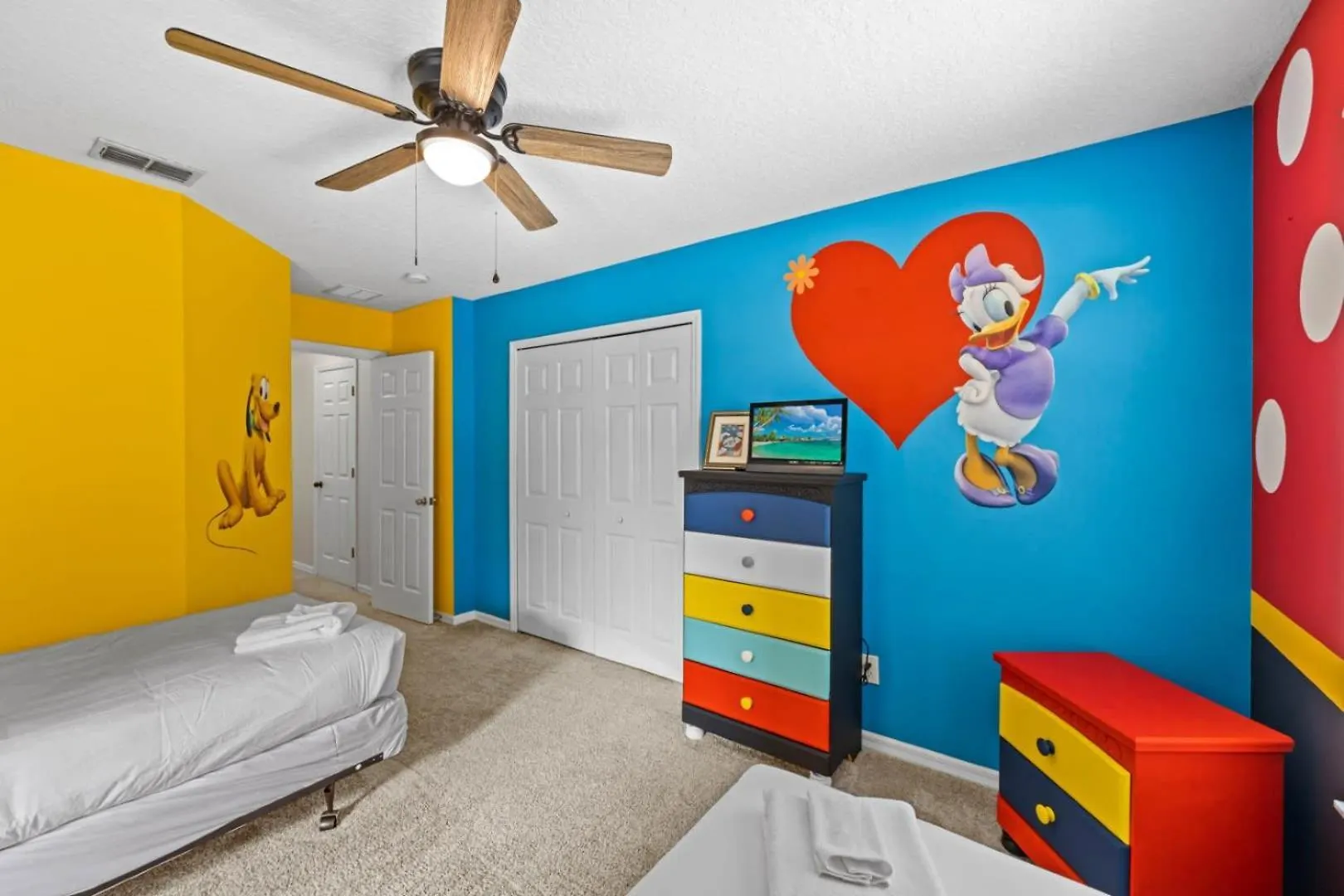 Sunshine Escape Retreat At Allevo Homes *