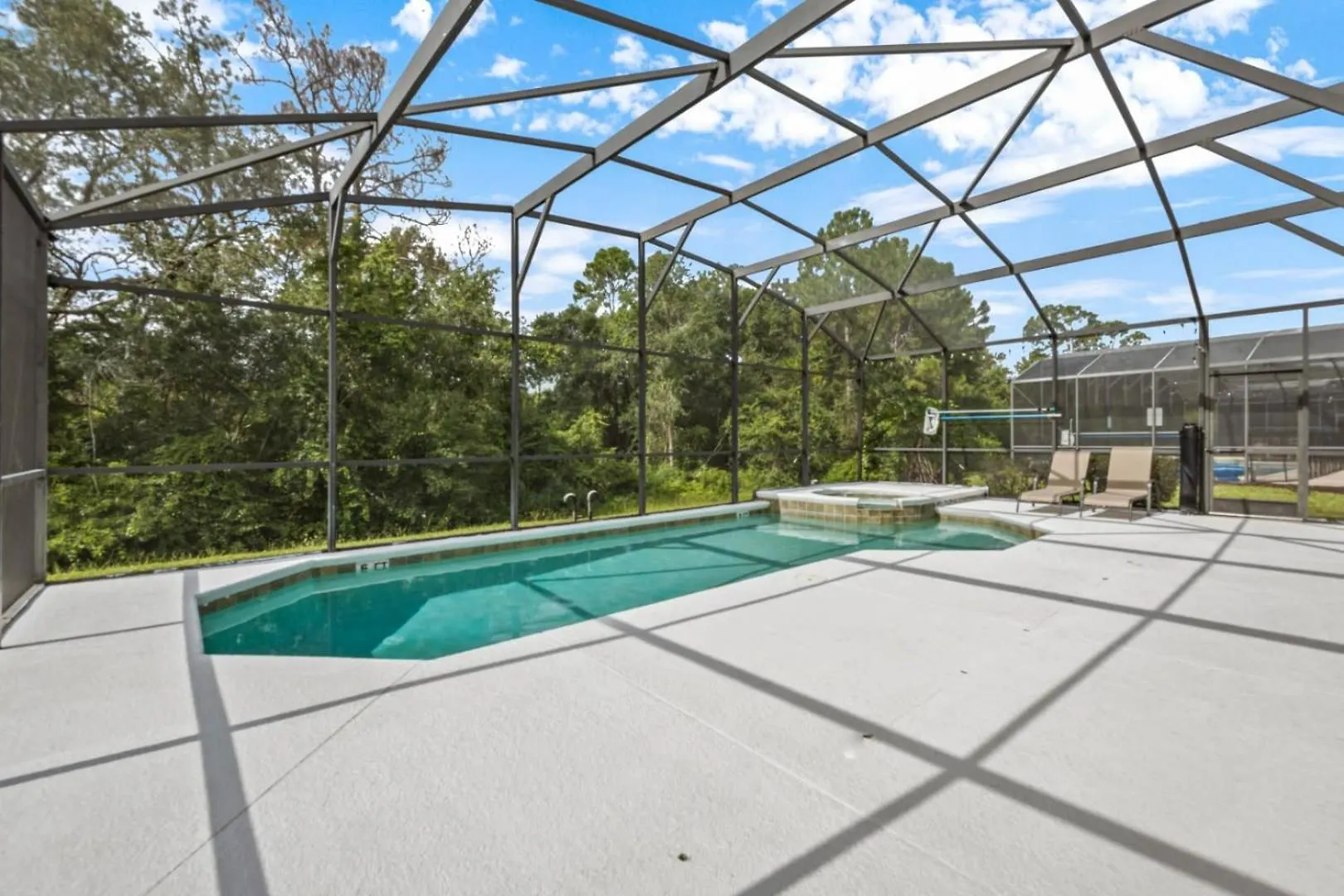 Sunshine Escape Retreat At Allevo Homes *