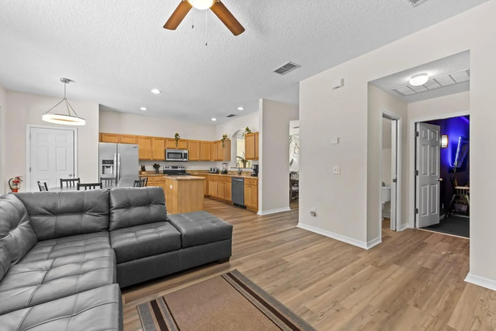 Sunshine Escape Retreat At Allevo Homes *