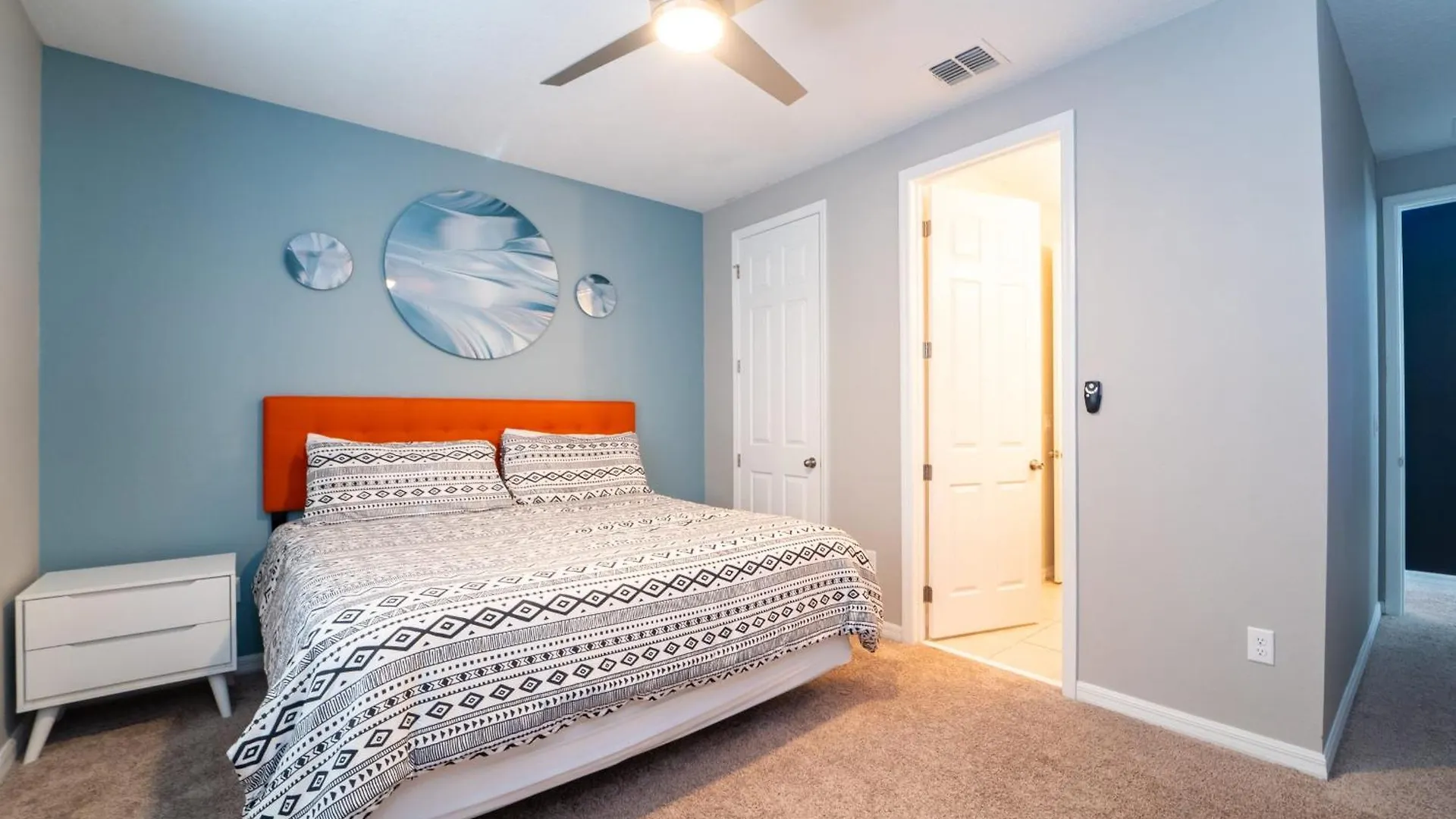 Relaxation Awaits At Allevo Homes Kissimmee