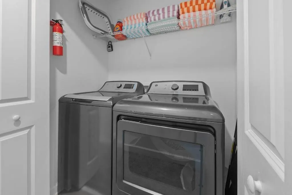 New Golf Private Pool Gym Waterpark Holiday home *