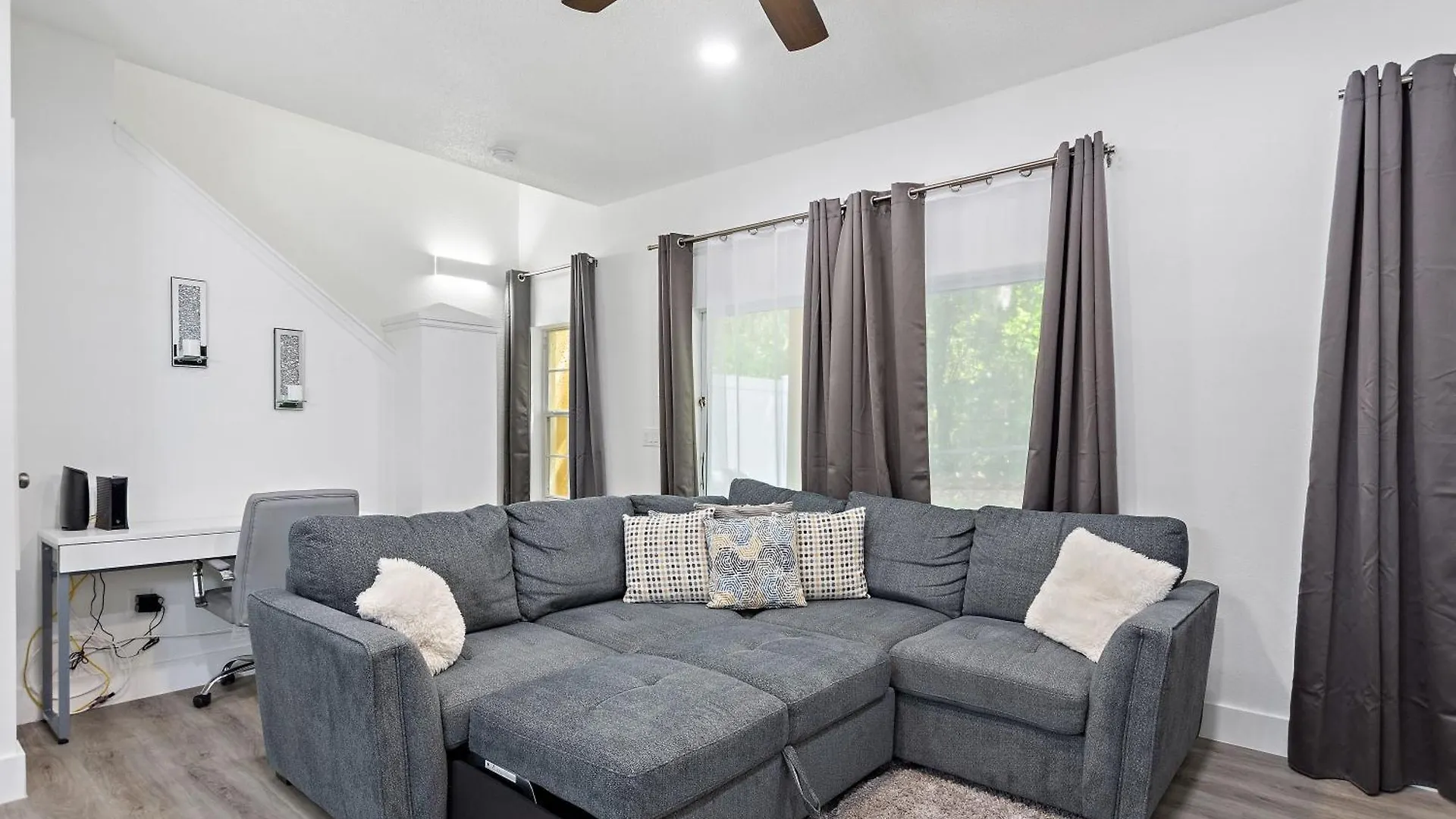 Holiday home Allure - Sleeps 8 - 3 Bdm -