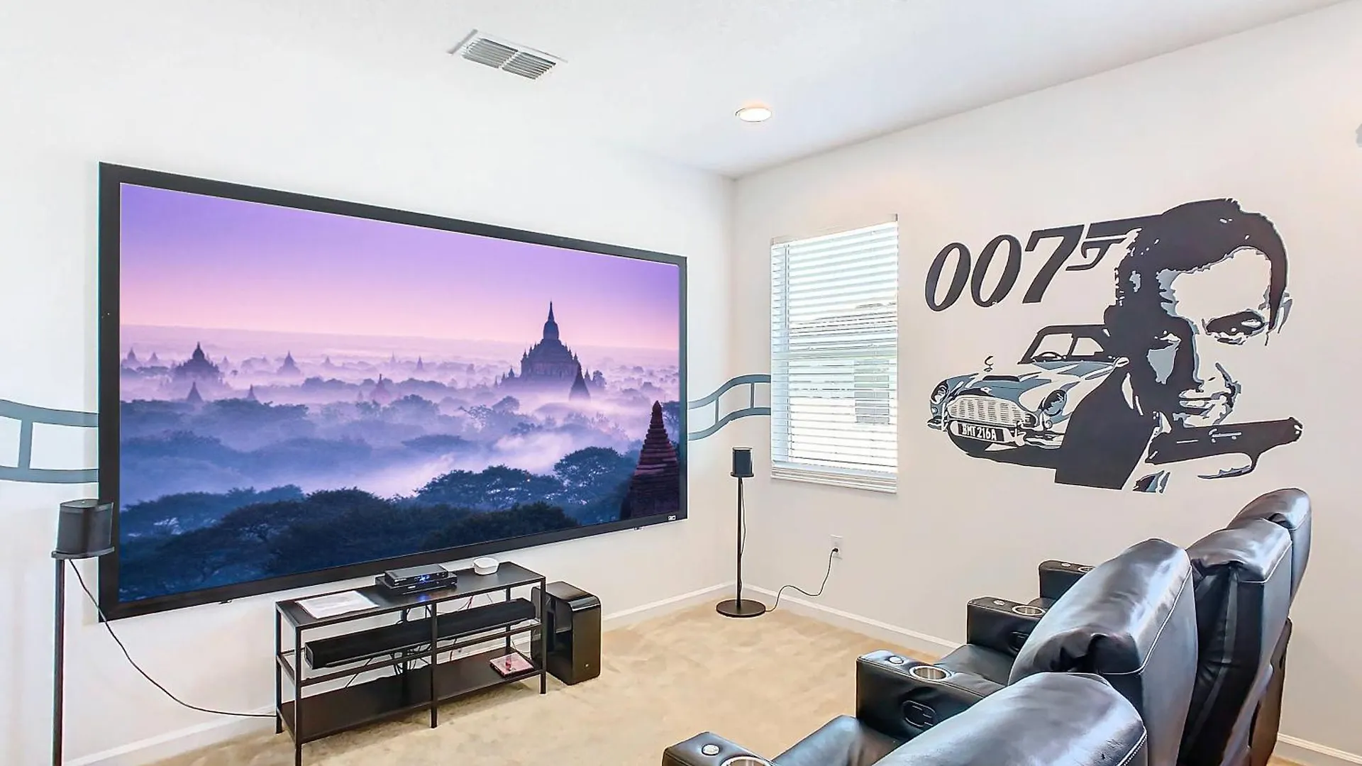 Experience 12-bed Vacation Haven Bv368
