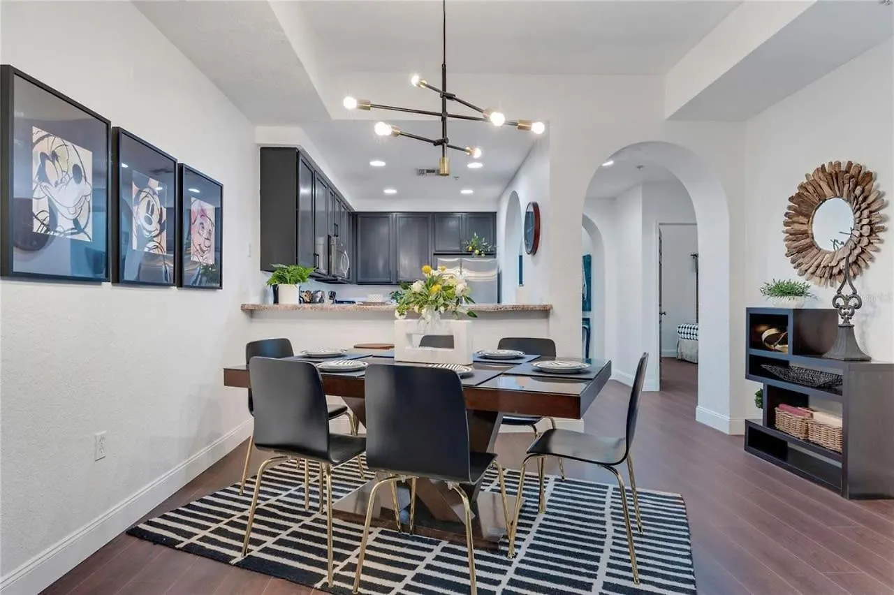3 Bed - Private Oasis - Completley Immaculate *