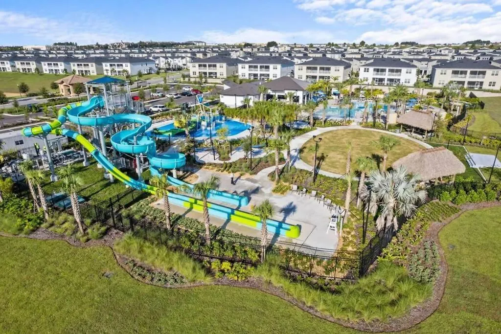 Spectacular 2bed 2ba Waterpark Fun By Champions Gate