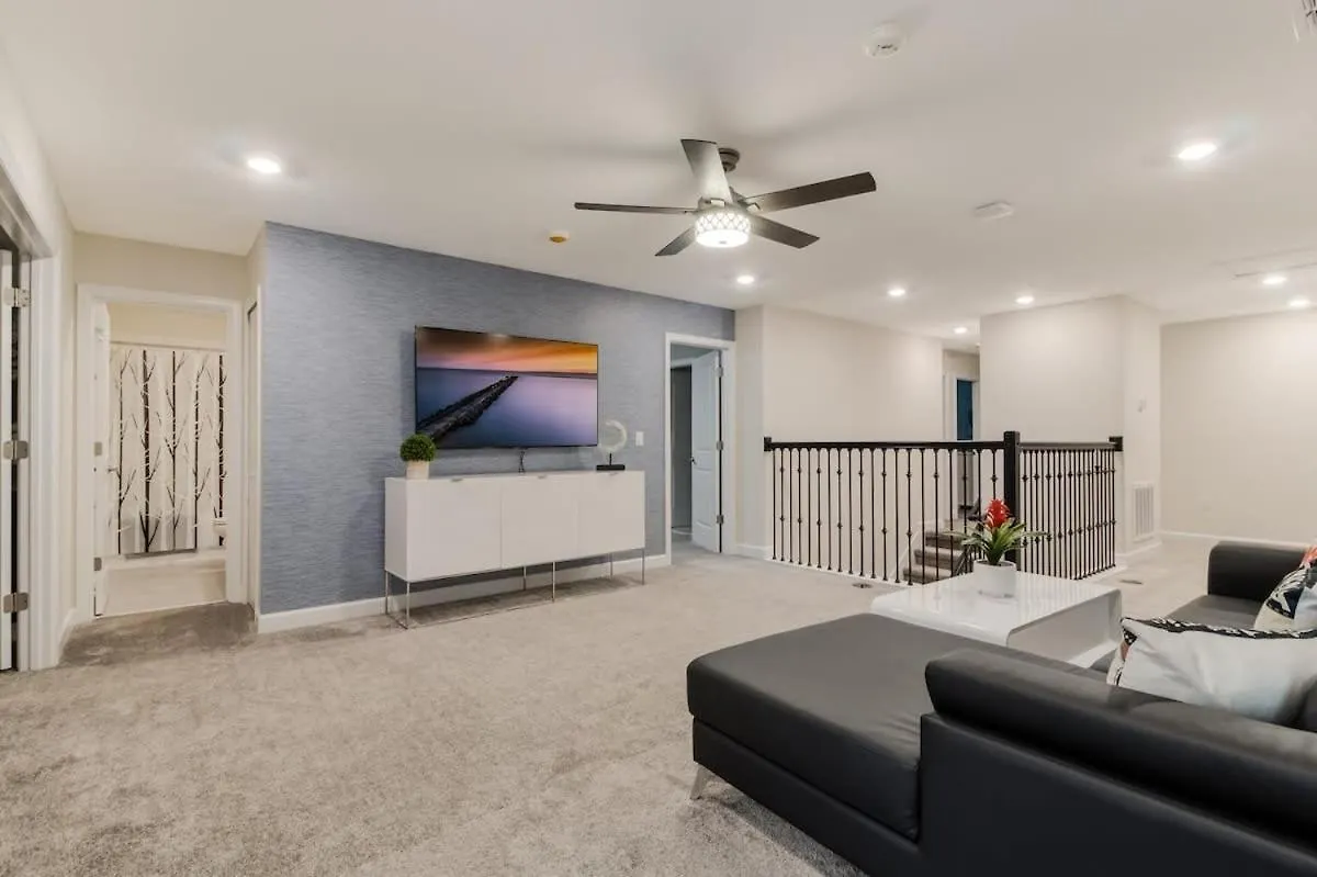 Magical Retreat Luxury 9-bedroom Near Villa Kissimmee