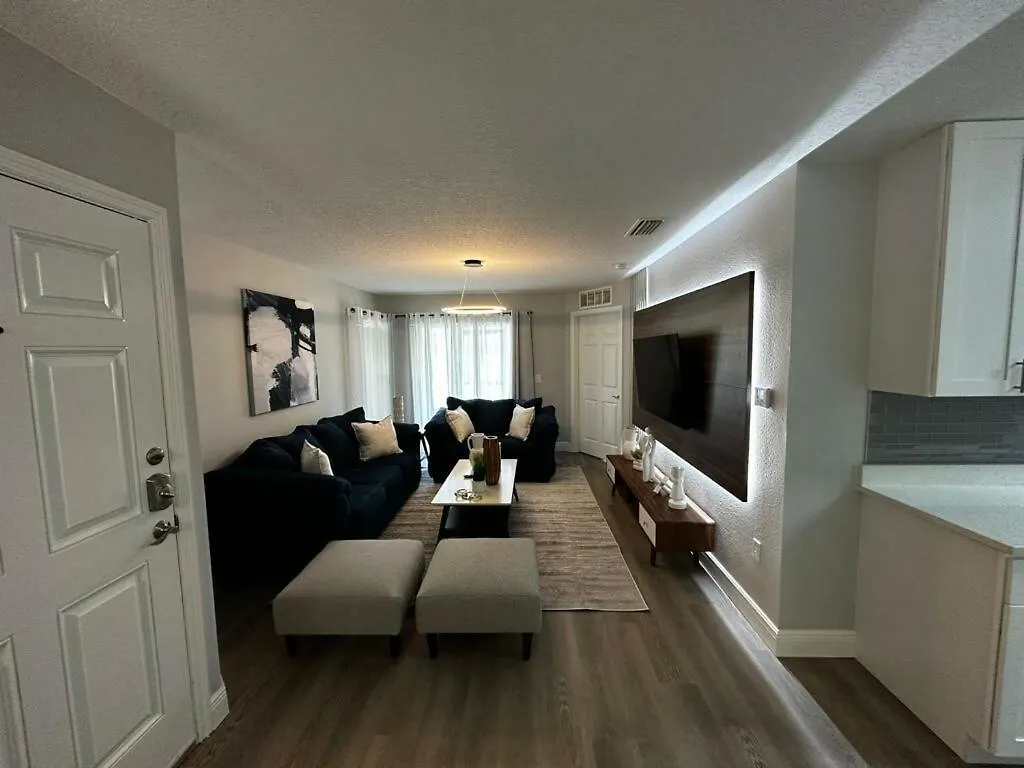Apartmán Cozy Near With 3 Bedrooms Kissimmee