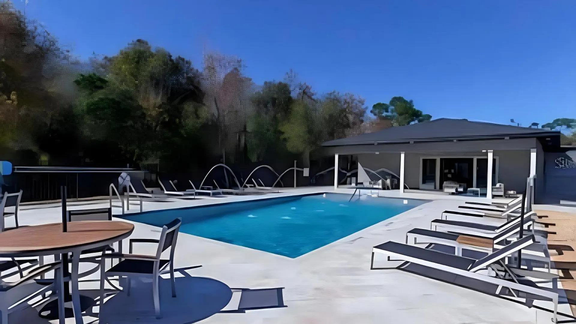 Beautiful W Private Pool Le Rive 2100 *