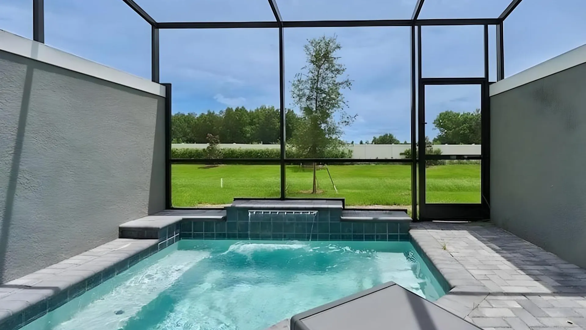Beautiful W Private Pool Le Rive 2100 Holiday home