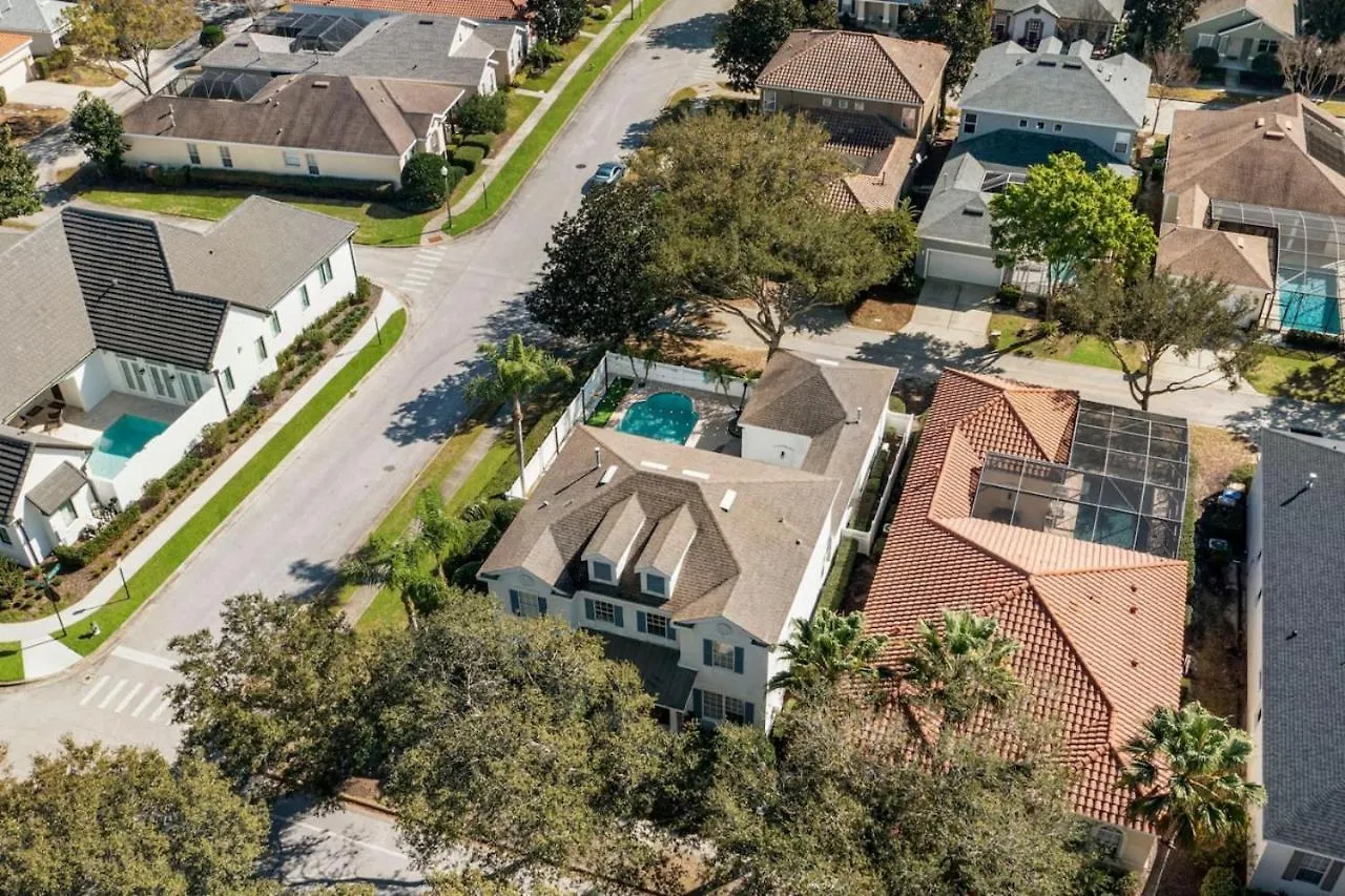 Scenic Luxury Golf Course By Parks Kissimmee