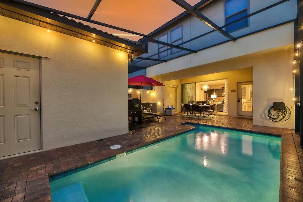 Stunning W/pool & Free Access Kissimmee