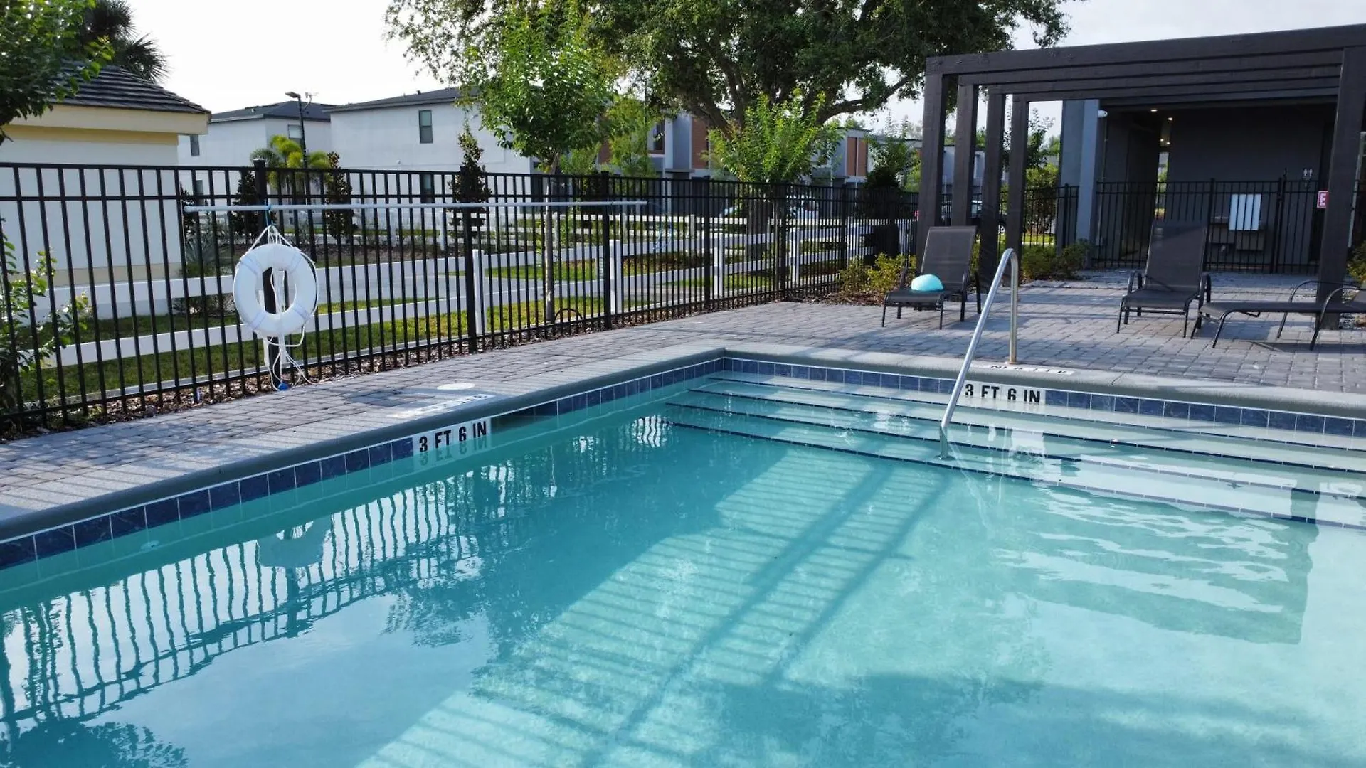 Marvelous 3bd Close To W Gameroom At The Hub 3409
