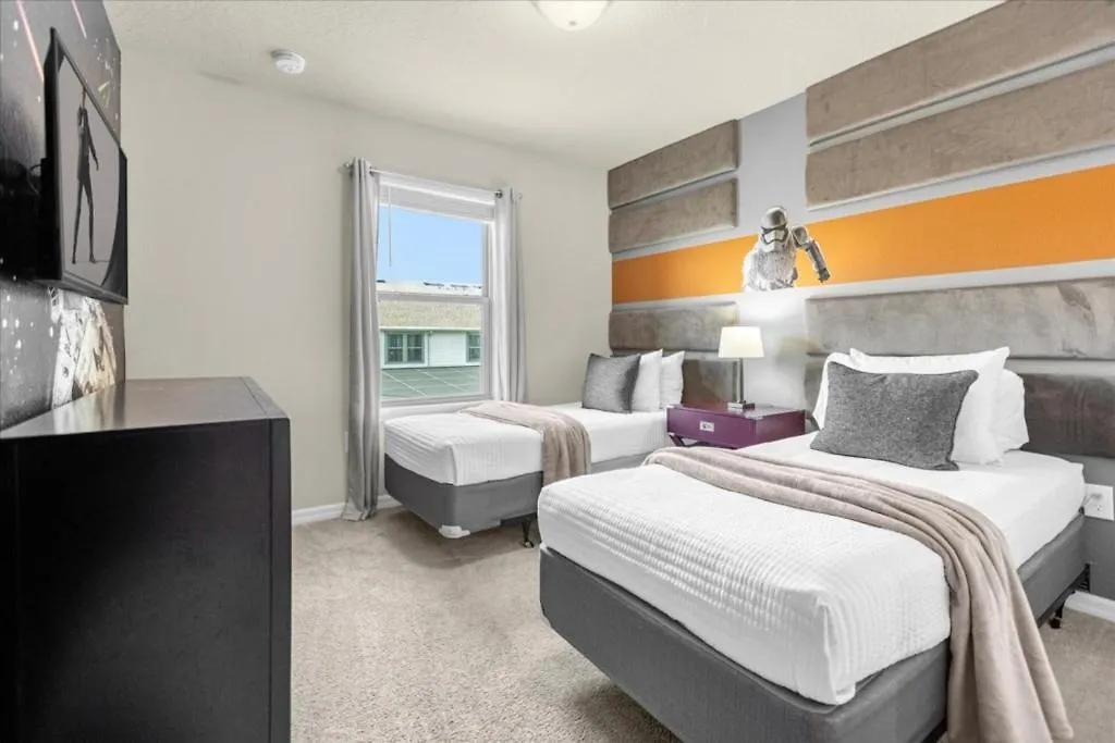 5 Bedrooms-4,5 Bathrooms Windsor Westside2413 Ds Holiday home Kissimmee