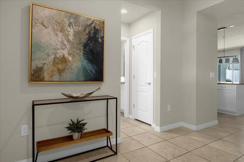 5 Bedrooms-4,5 Bathrooms Windsor Westside2413 Ds Holiday home *