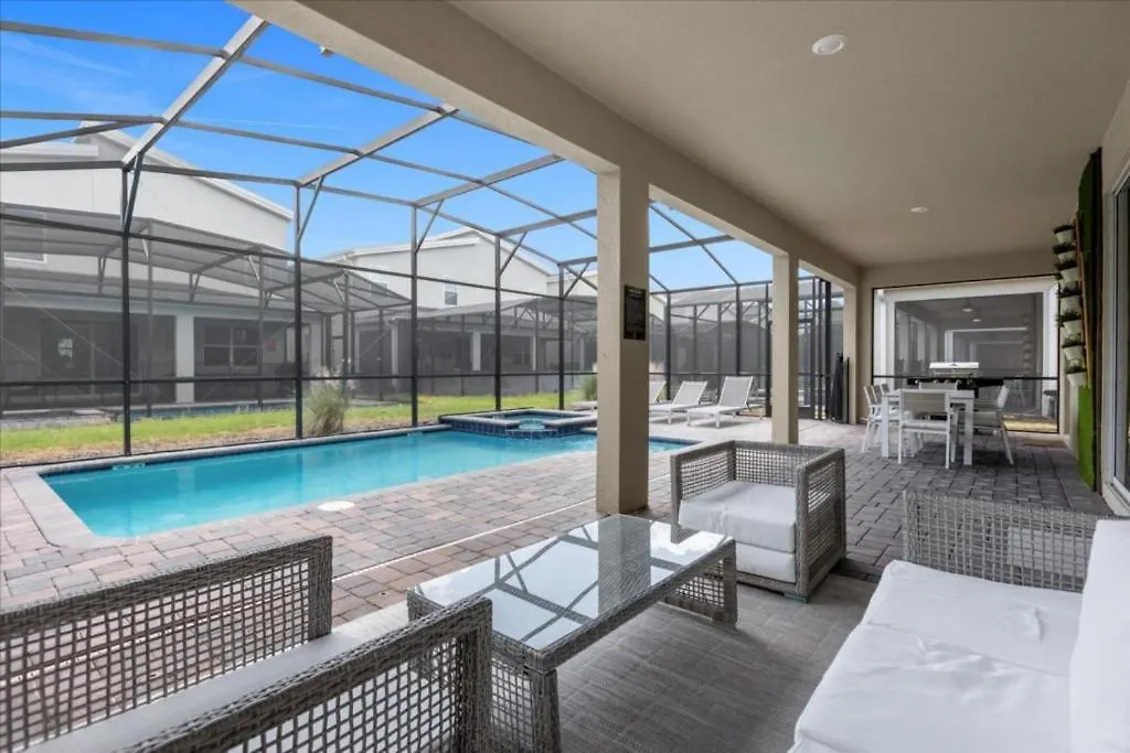 9 Bedroom- 5 Bathroom- Storey 4564tb Kissimmee