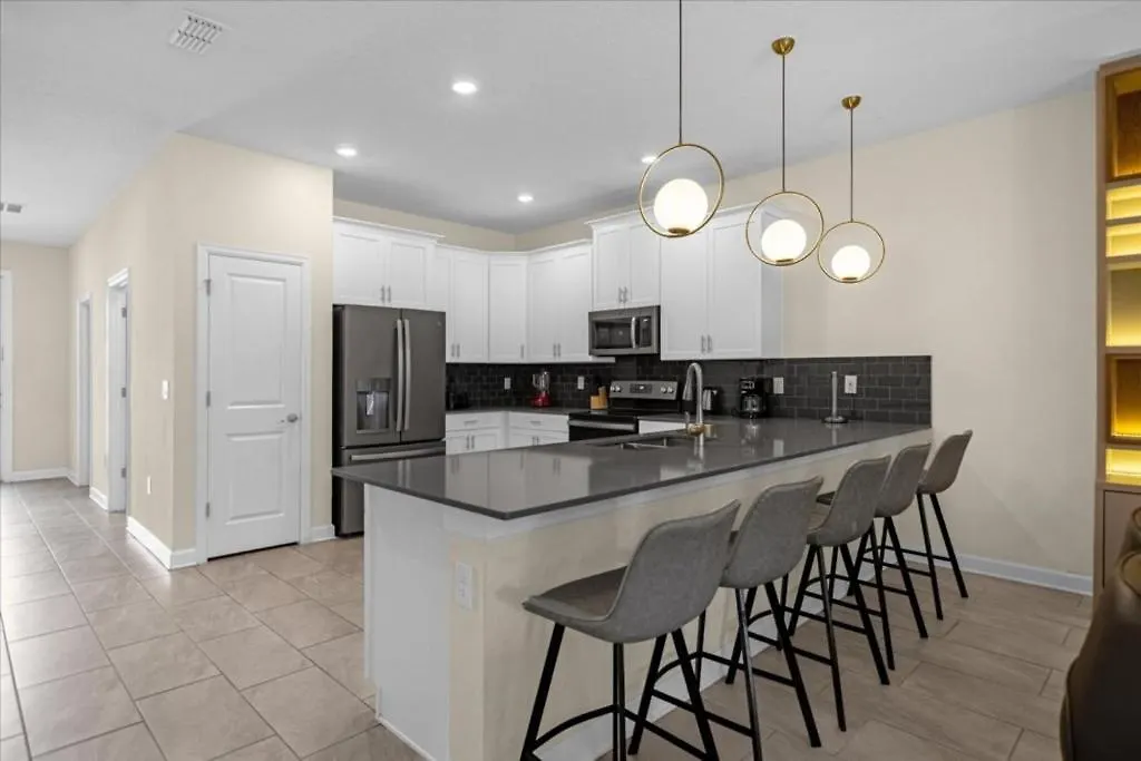 Holiday home 9 Bedroom- 5 Bathroom- Storey 4564tb Kissimmee