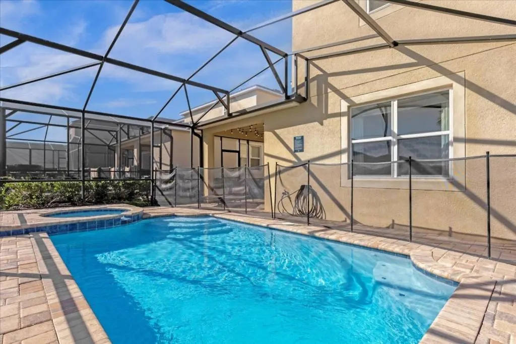 7 Bedrooms- 6,5 Bathrooms- Solara 1502 Sr * Kissimmee