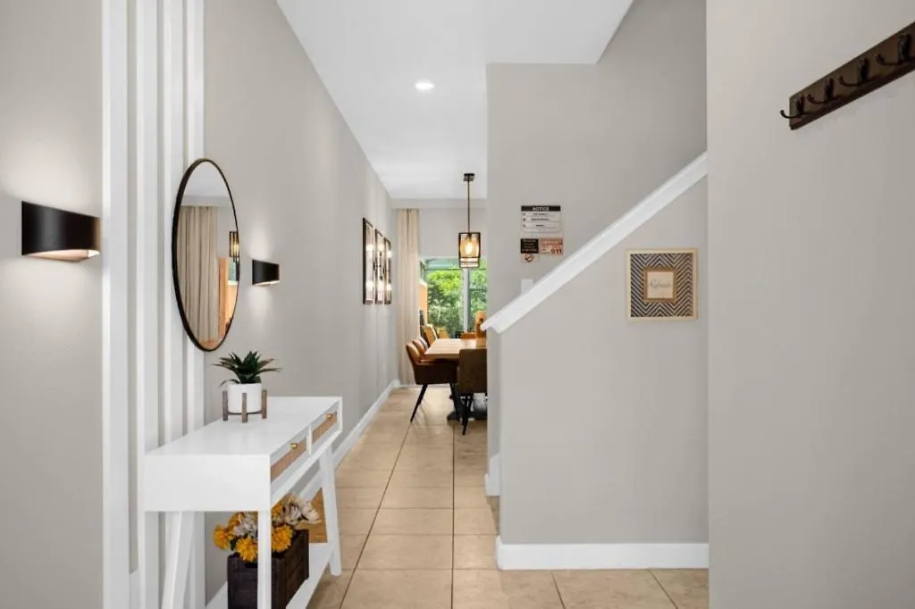 4 Bedrooms- 3 Bathrooms- Paradise Palms 2955 Bp