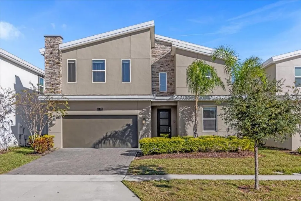 Holiday home 9 Bedroom- 5 Bathroom- Champions Gate 771pb Kissimmee