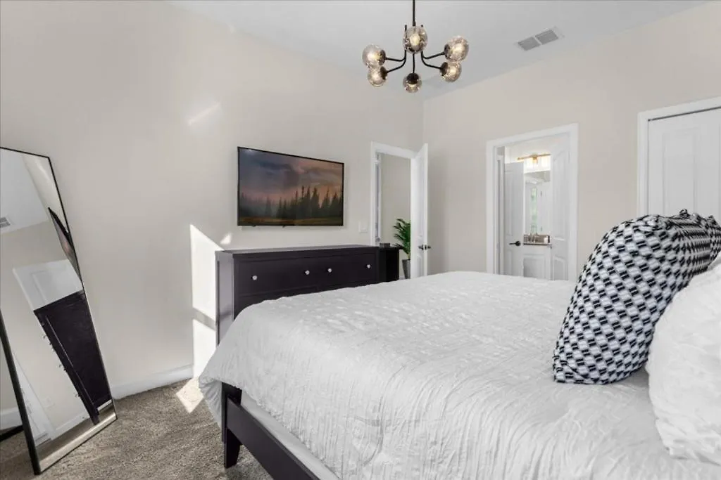 9 Bedroom- 5 Bathroom- Champions Gate 771pb * Kissimmee
