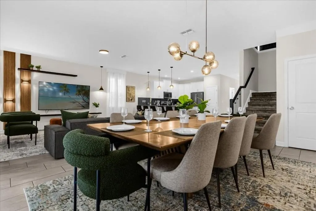 9 Bedroom- 5 Bathroom- Champions Gate 771pb Holiday home *