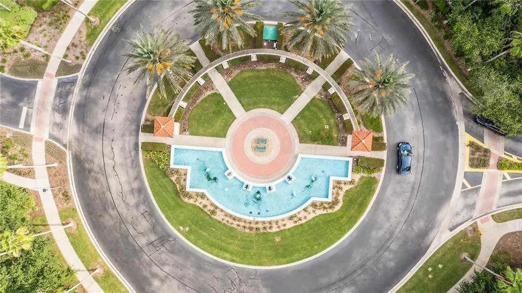 度假居 4 Bedrooms- 3 Bathrooms- Emerald Island 2735 Lk 基西米