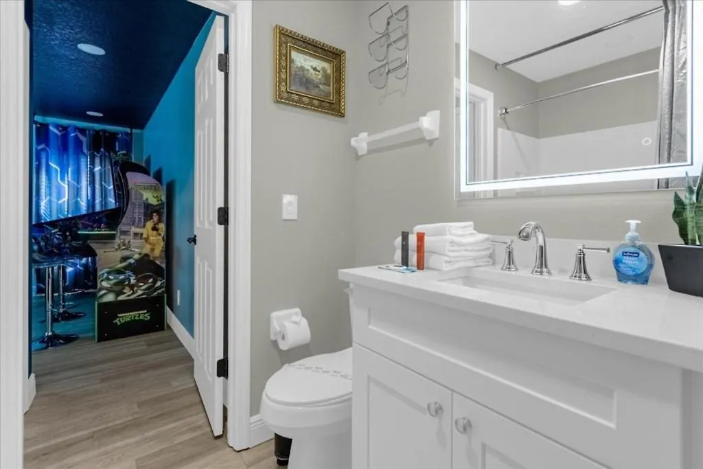 度假居 4 Bedrooms- 3 Bathrooms- Emerald Island 2735 Lk