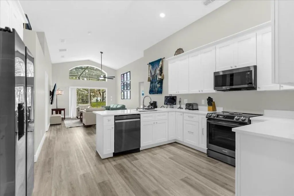 度假居 4 Bedrooms- 3 Bathrooms- Emerald Island 2735 Lk 基西米