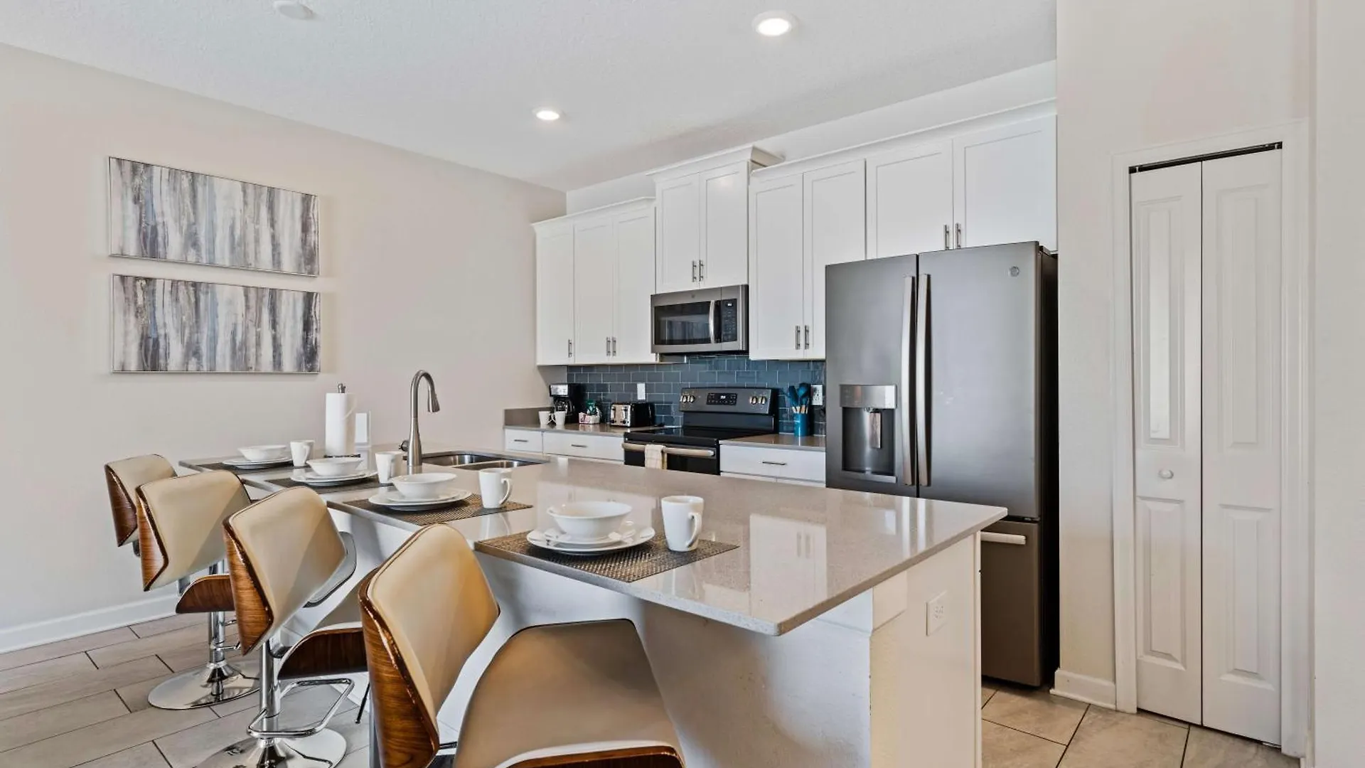 4985 Windermere Ave * Kissimmee