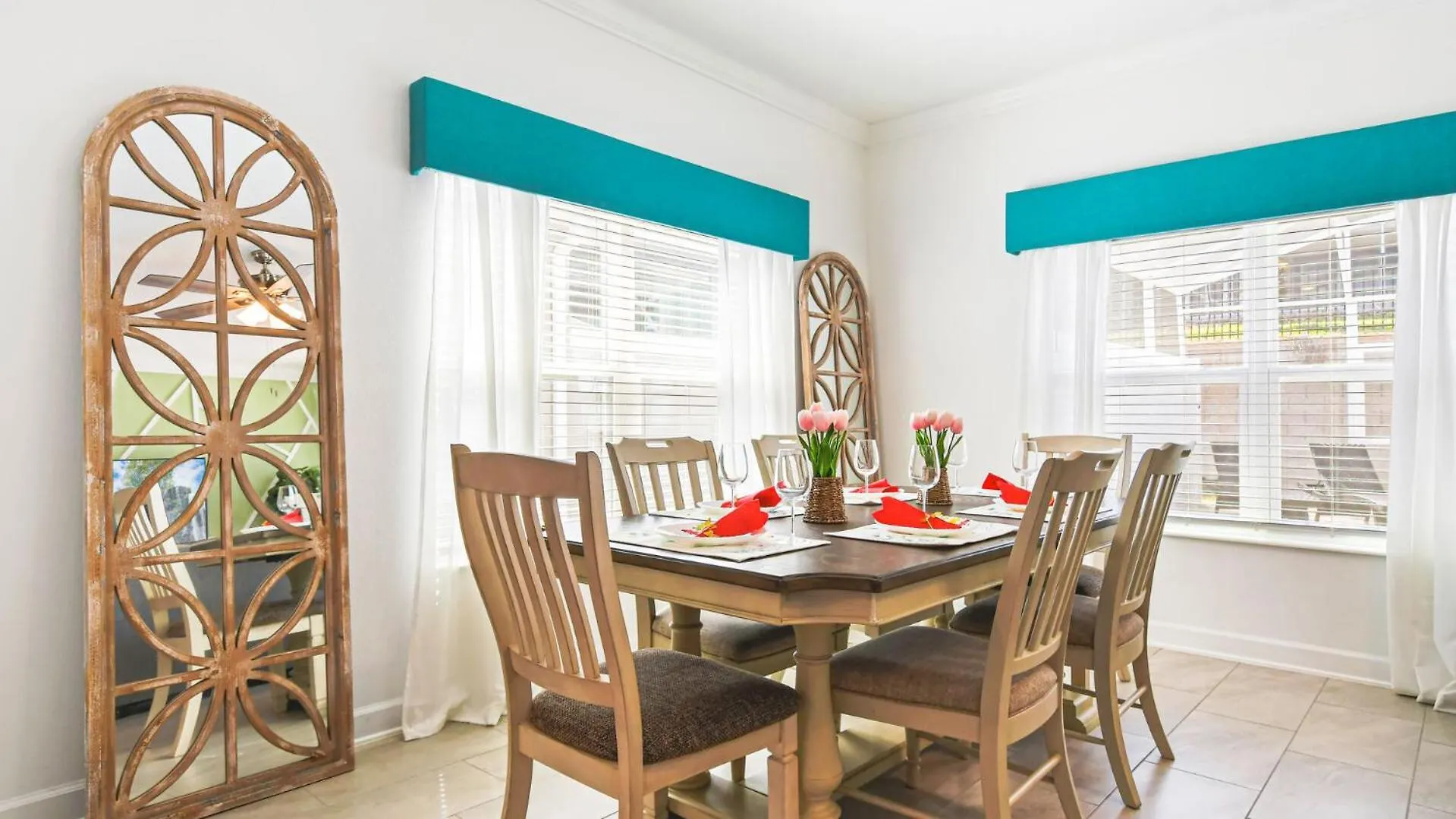 Champions Bliss 5-bed Marvel, Princess Themes, Private Pool Holiday home Kissimmee