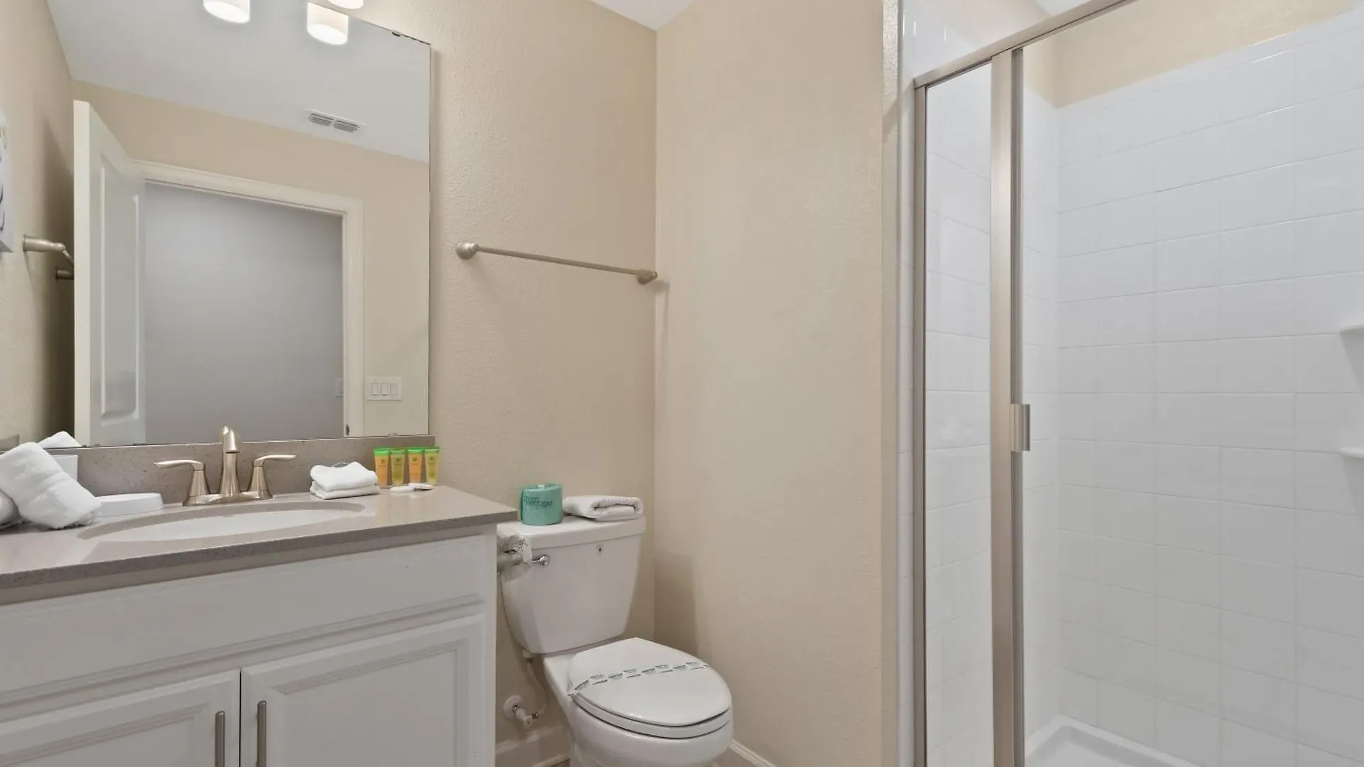 Holiday home Clean Cozy Retreat: 10 Miles To Pool Access *