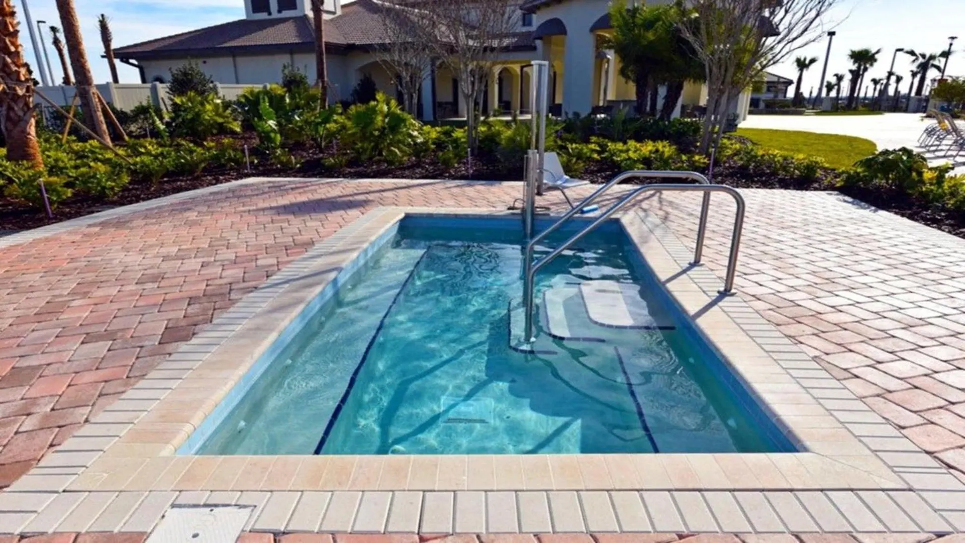 Clean Cozy Retreat: 10 Miles To Pool Access * Kissimmee
