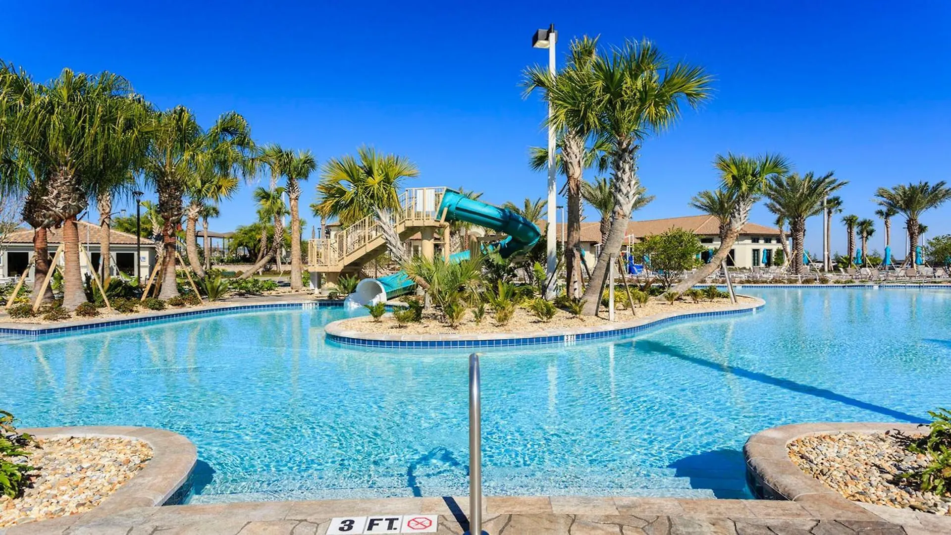 Clean Cozy Retreat: 10 Miles To Pool Access Holiday home Kissimmee