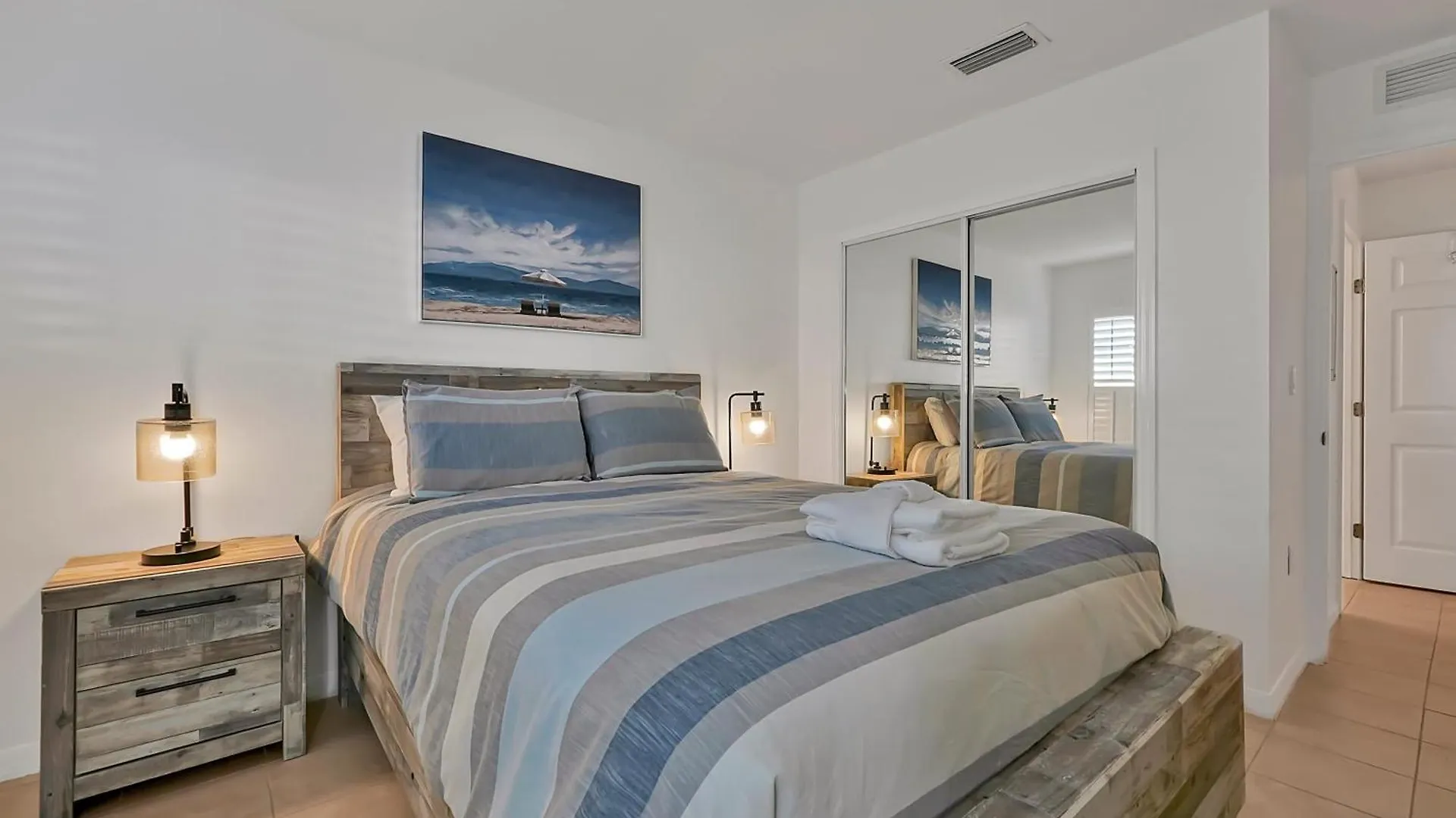 Spacious W/ Pool,gym Near & Seaworld Holiday home Kissimmee