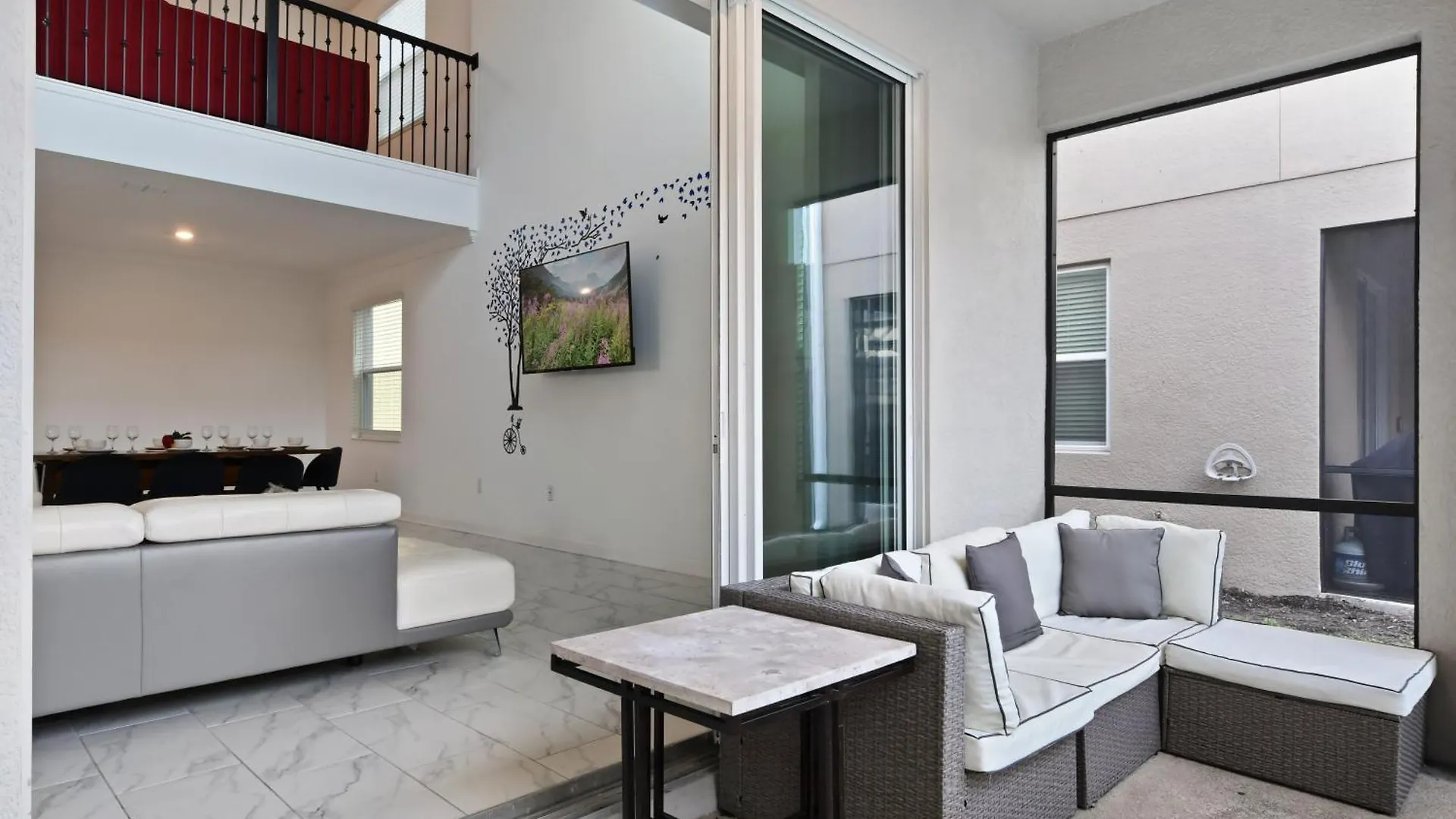 Luxurious Near & Shopping! Holiday home *