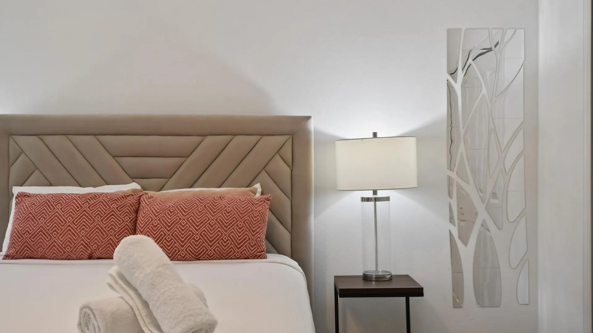 Luxurious Near & Shopping! Kissimmee