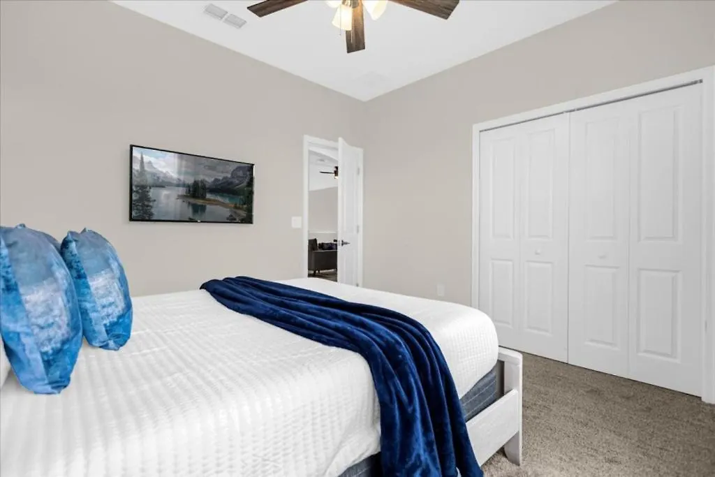 5 Bedrroms- 5 Bathrooms- Storey 2739 Bd Holiday home Kissimmee