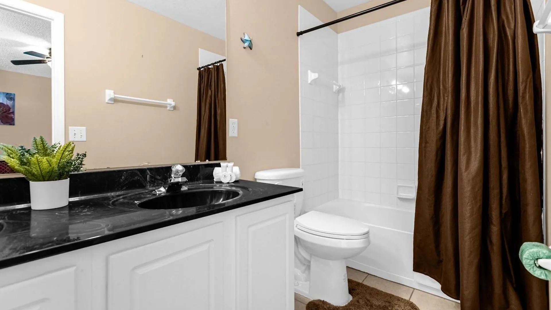Upstay - Pet Friendly 6br With Pool Hot Tub Holiday home