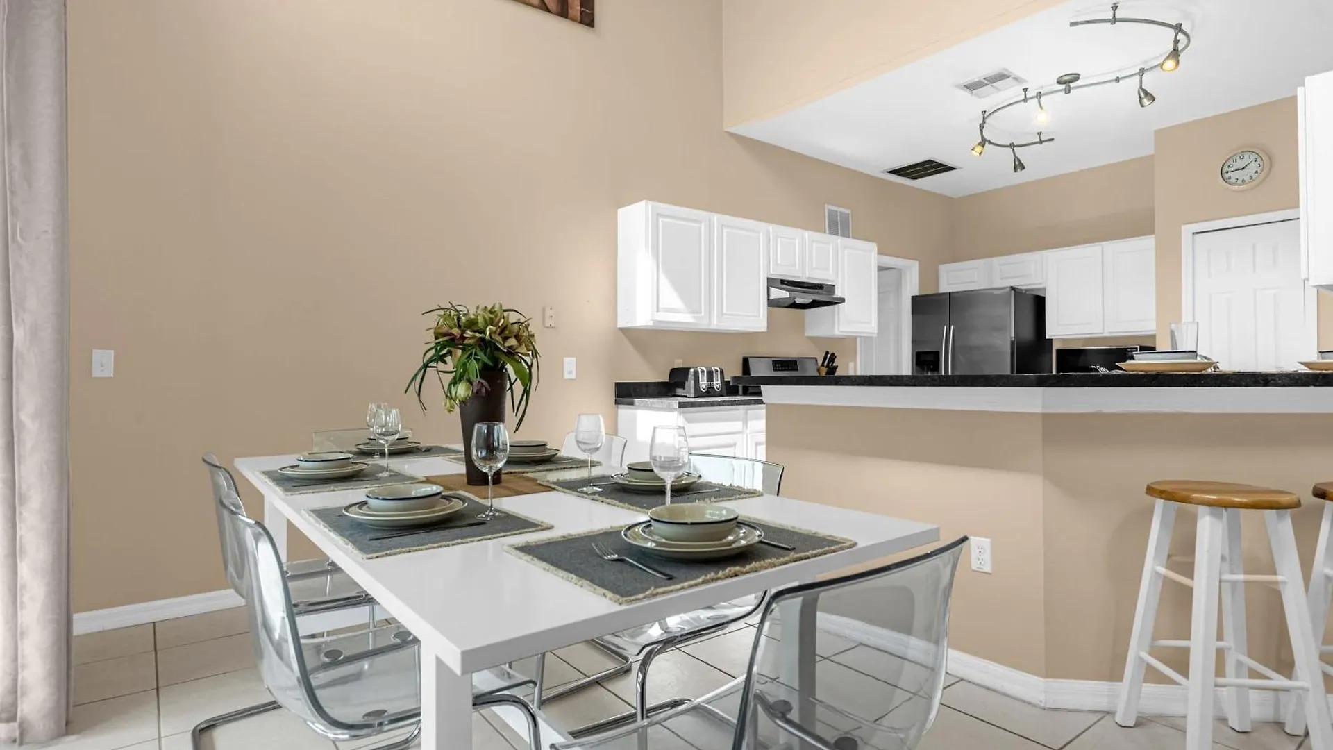 Upstay - Pet Friendly 6br With Pool Hot Tub Holiday home Kissimmee