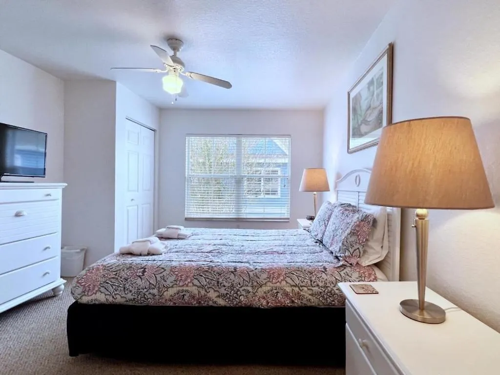 Lovely Family Town In Great Location Townhouse *