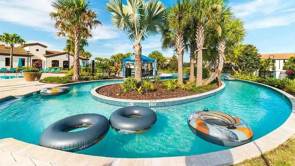 Make Memories Lakeside Villa-pool-spa-prime Holiday home *