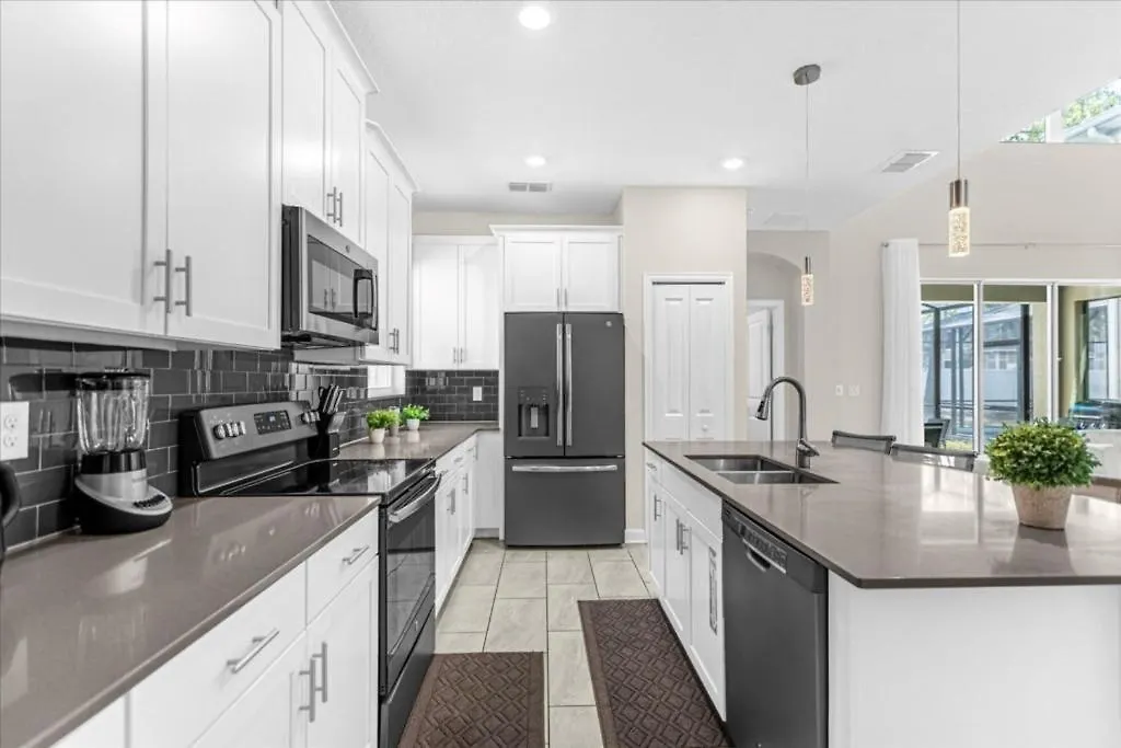 5 Bedrroms- 5 Bathrooms- Storey 2739 Bd Holiday home *