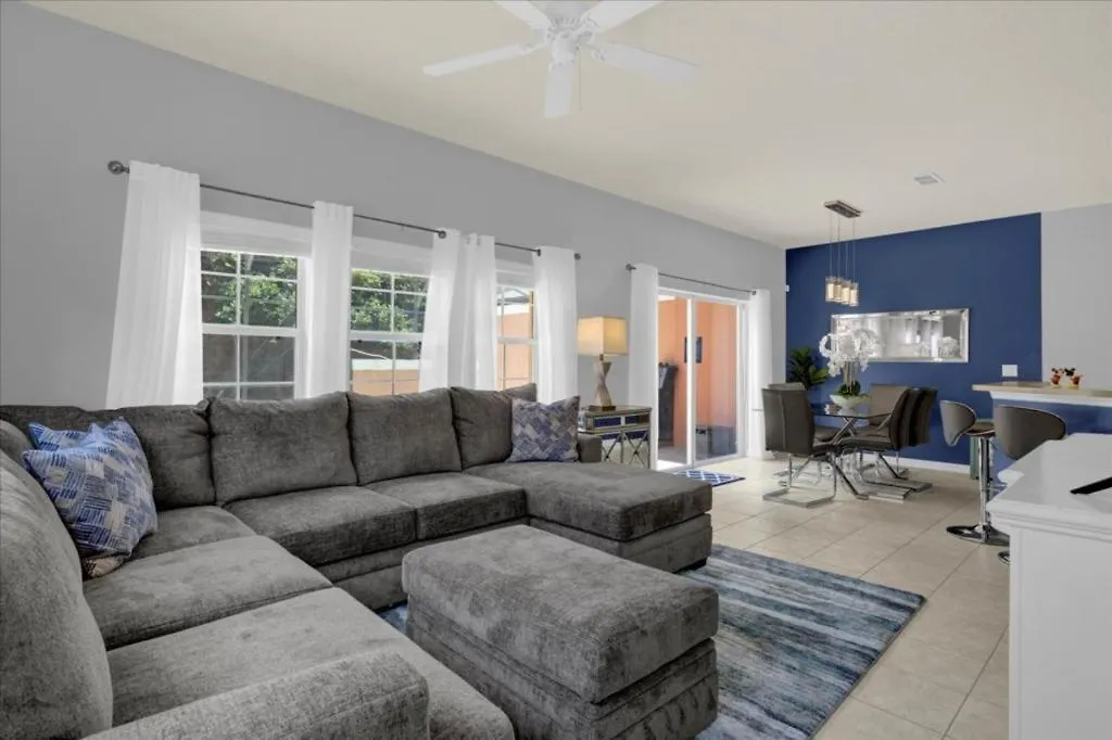 4 Bedroom- 3 Bathroom- Encantada 3150yl *