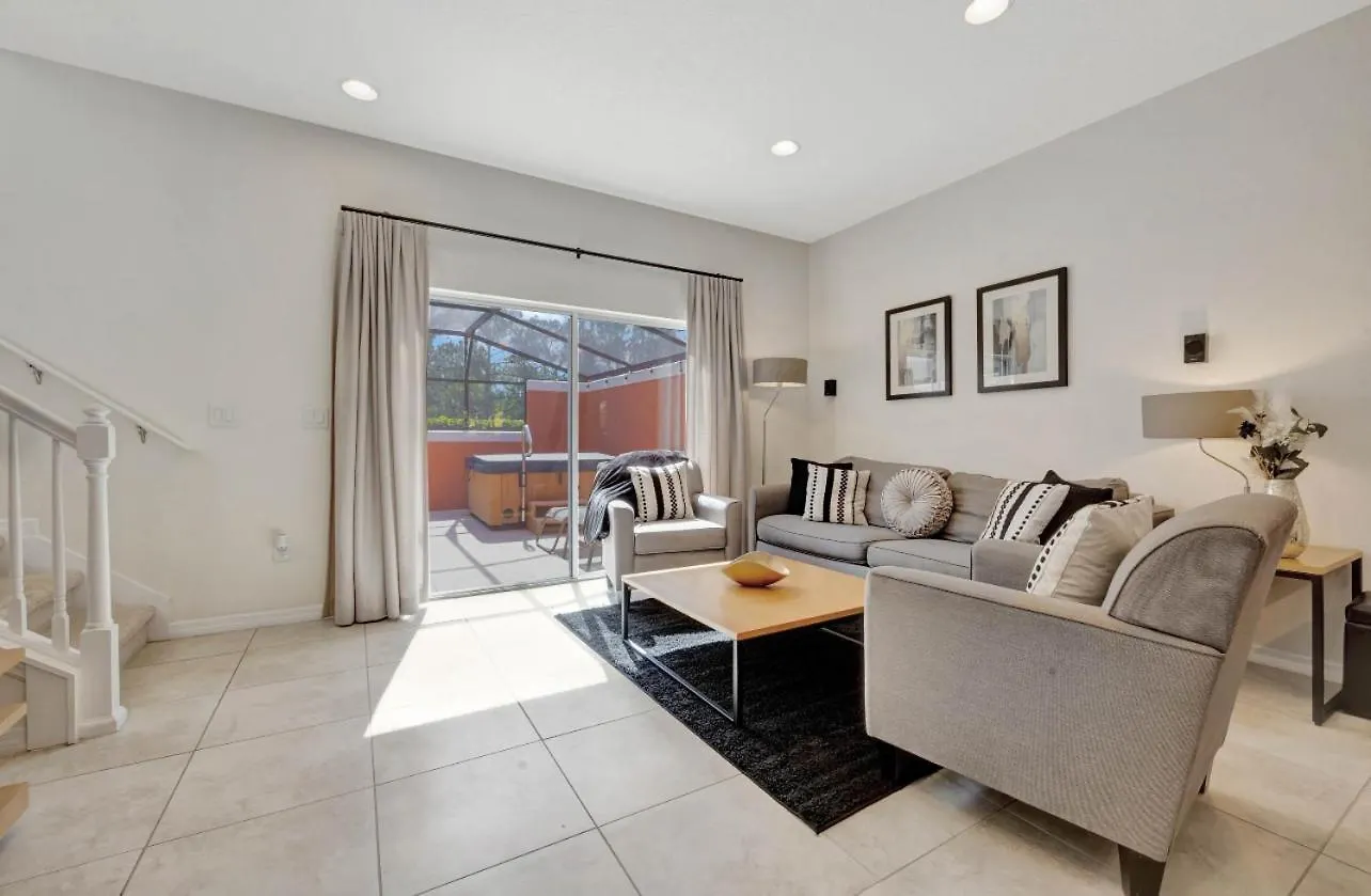 Charming Townhome In Encantada Resort- 5 Miles From Disney! *