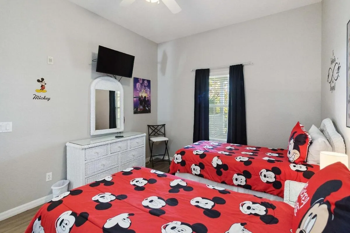 Beautiful In Bahama Bay Apartment