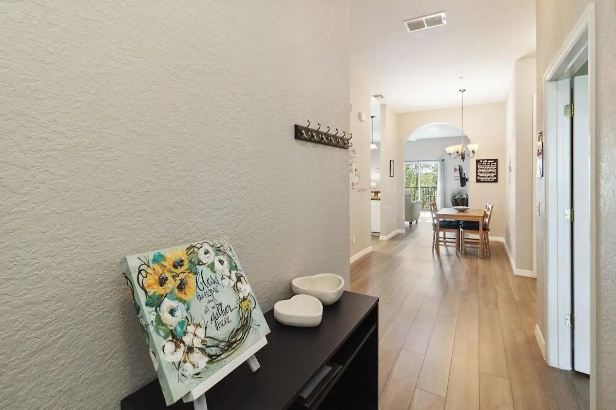 Beautiful In Bahama Bay Apartment *