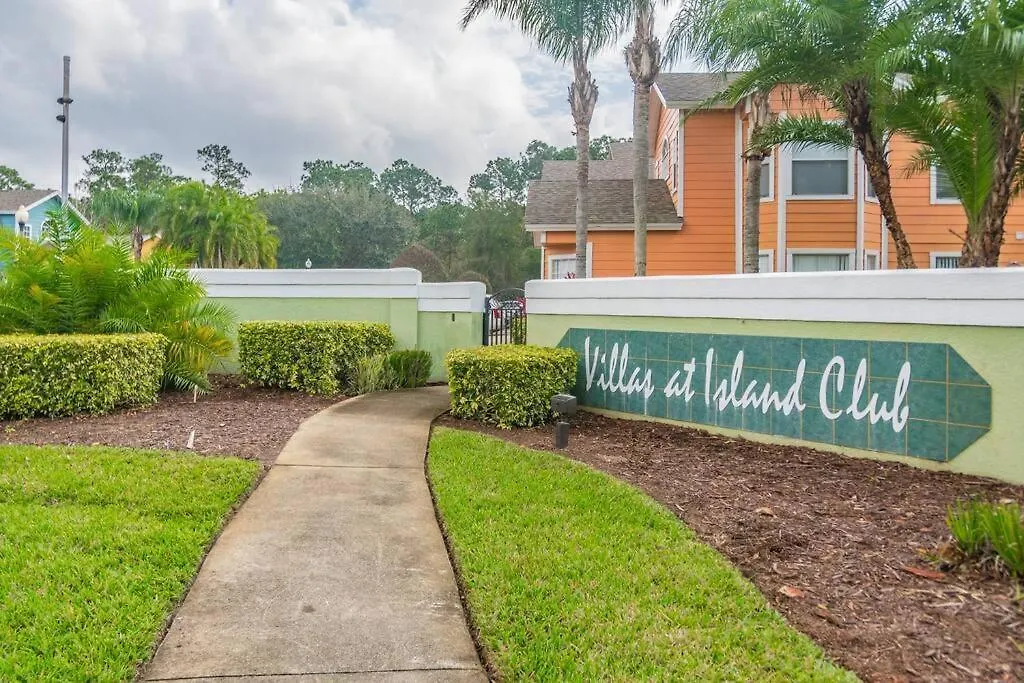 Holiday home Spectacular, New Professional Decor, Near Dis, No Steps, Pool, Patio, Rates! Kissimmee