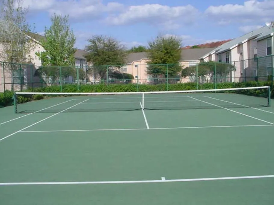 Spectacular, New Professional Decor, Near Dis, No Steps, Pool, Patio, Rates! * Kissimmee