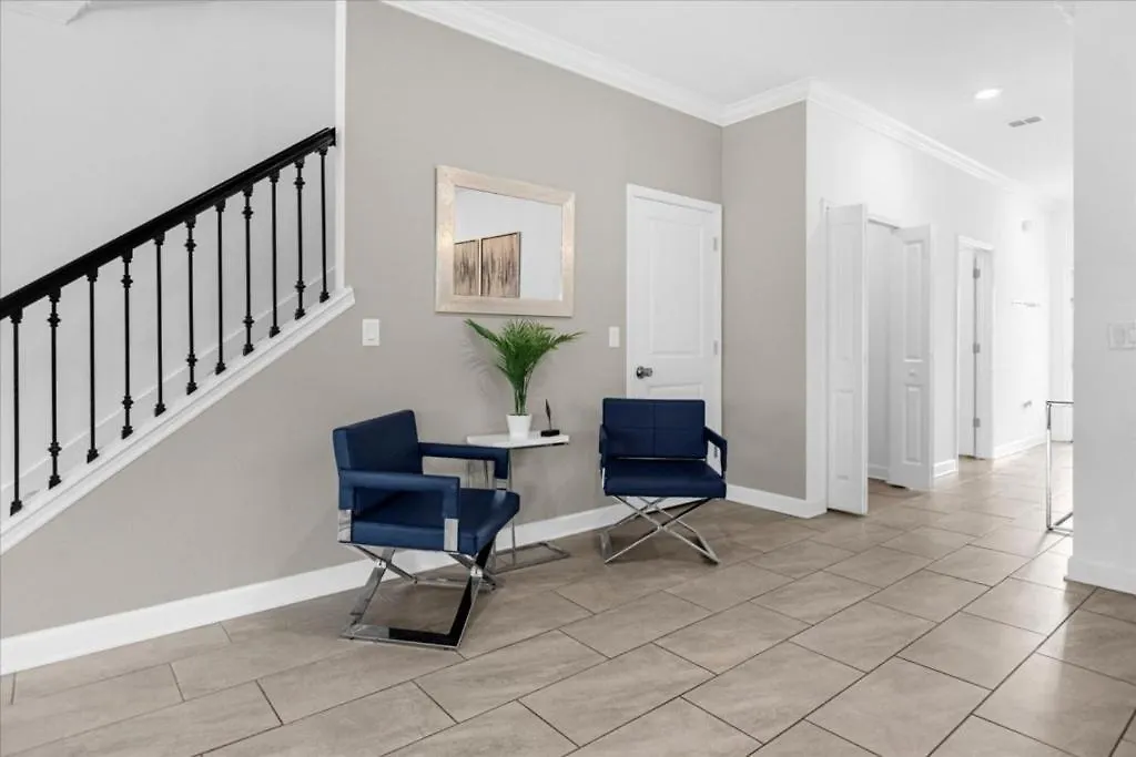 5 Bedrooms- 4 Bathrooms- Storey 3019pl