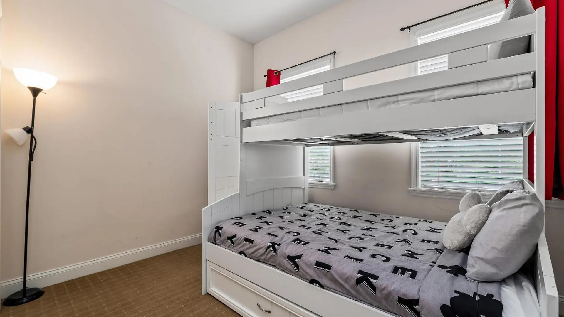 Exclusive Reunion Stunning View Only 6mi To Apartment Kissimmee